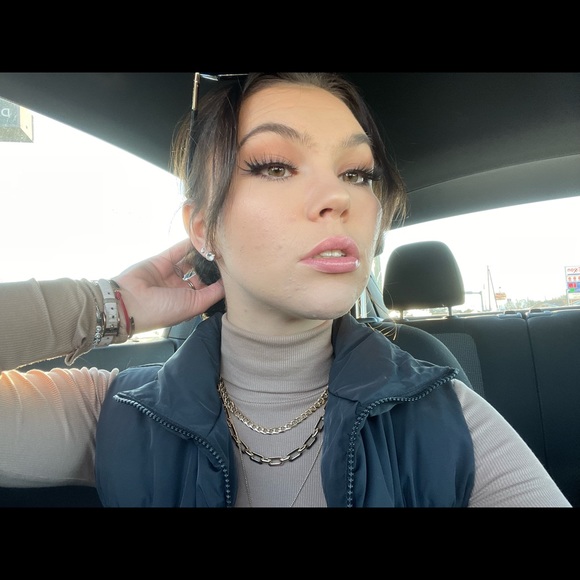 Meet your Posher, Joselyn - Picture 4 of 6